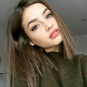 GoDateNow girl
