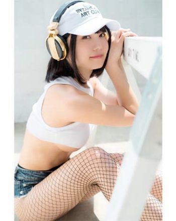 hot-japanese-woman-dj-mel